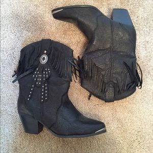 Western fringe boots