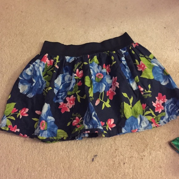 Hollister skirt