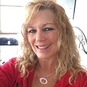 Meet your Posher, Glenda