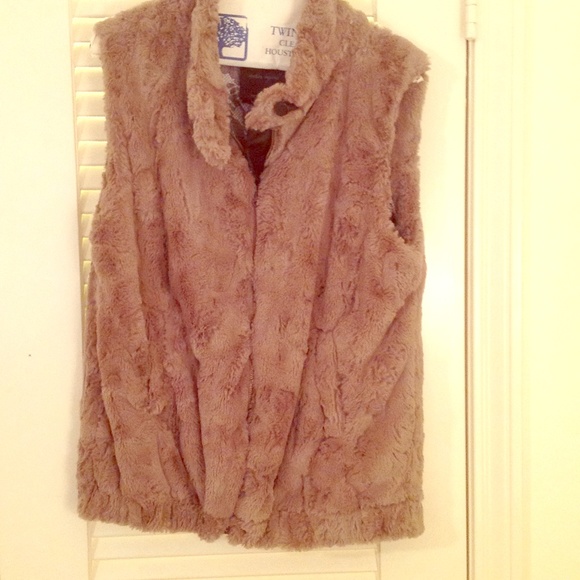 Anthropologie feaux fur vest