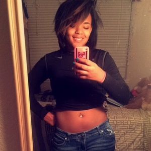 Meet your Posher, Pauline