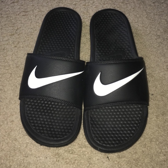 Nike slides
