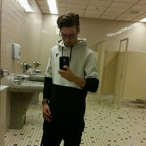 Meet your Posher, Colin