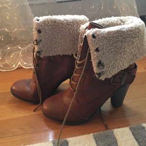 Nine West faux fur lined boots 10