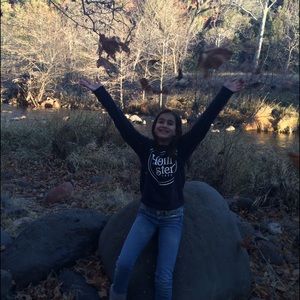 Meet your Posher, Gabbie