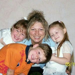 Meet your Posher, Candice