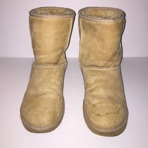 Authentic UGG Classic Short Sand Size 7