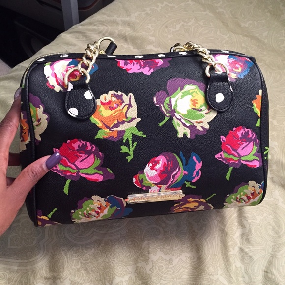 Betsey Johnson purse ❤️