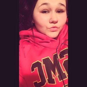 Meet your Posher, Summer