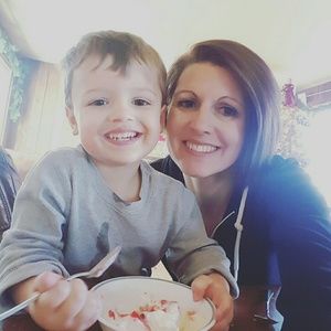 Meet your Posher, Dana