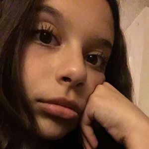 Meet your Posher, Desiree