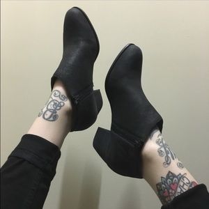 Lucky Brand black booties