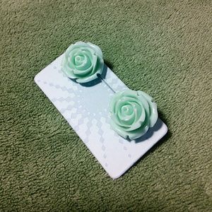 🌹 Mint Rose Earrings from ModCloth