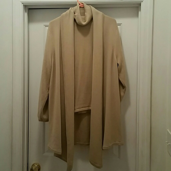 Tunic 2 pc cardigan