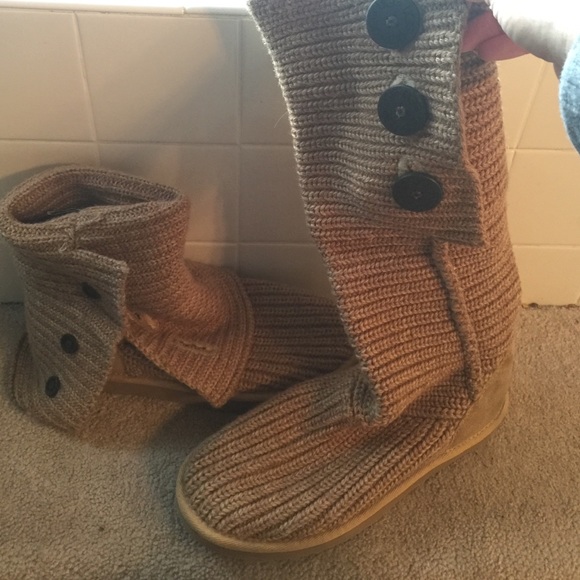 Crochet ugg boots-SOLD