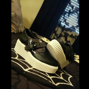 Circus by Sam Edleman Cassie Creeper