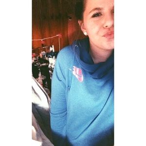 Meet your Posher, Lily