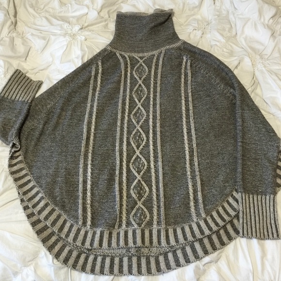 ANTHROPOLOGIE YOON Grey Poncho M L MSRP $128