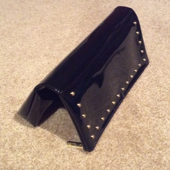 Estée Lauder - black with gold accents clutch - Picture 3 of 4