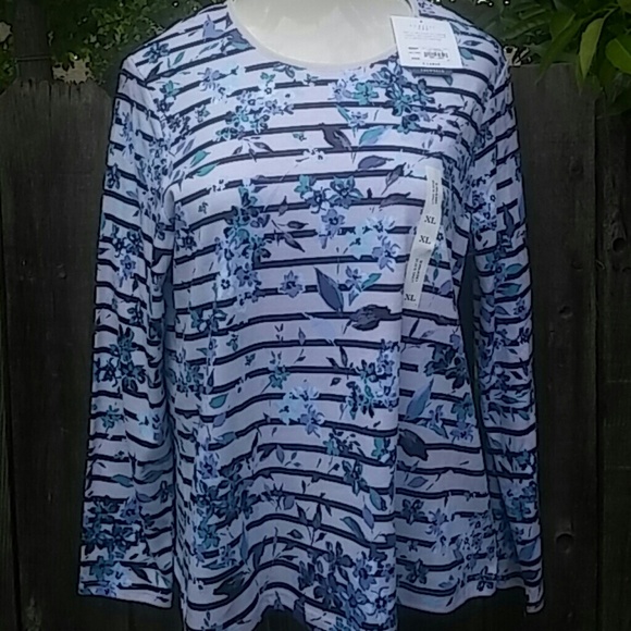 croft & barrow Tops - NWT Croft & Barrow Classic Tee XL