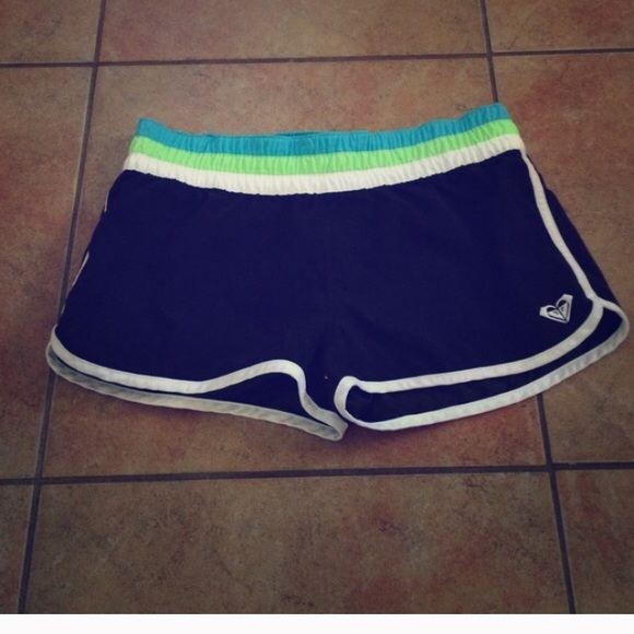 Roxy juniors size 7