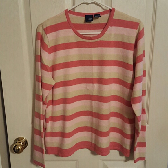 L sweatshirt