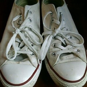 White converse