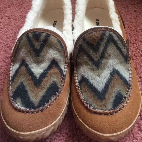 Sorel Patterned Moccasins