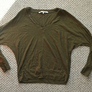 Rachel Roy v neck top