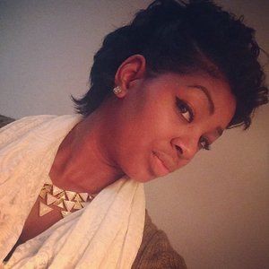 Meet your Posher, Hillary