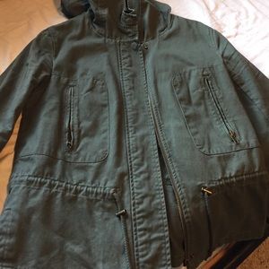 Hooded green anorak jacket