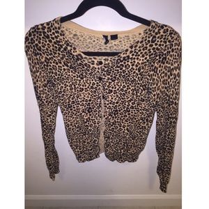 Stylish Leopard print cardigan