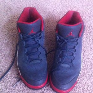 Jordan's grey n red 10.5