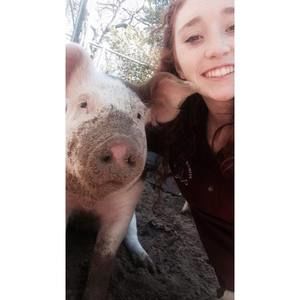 Meet your Posher, Kaitlyn