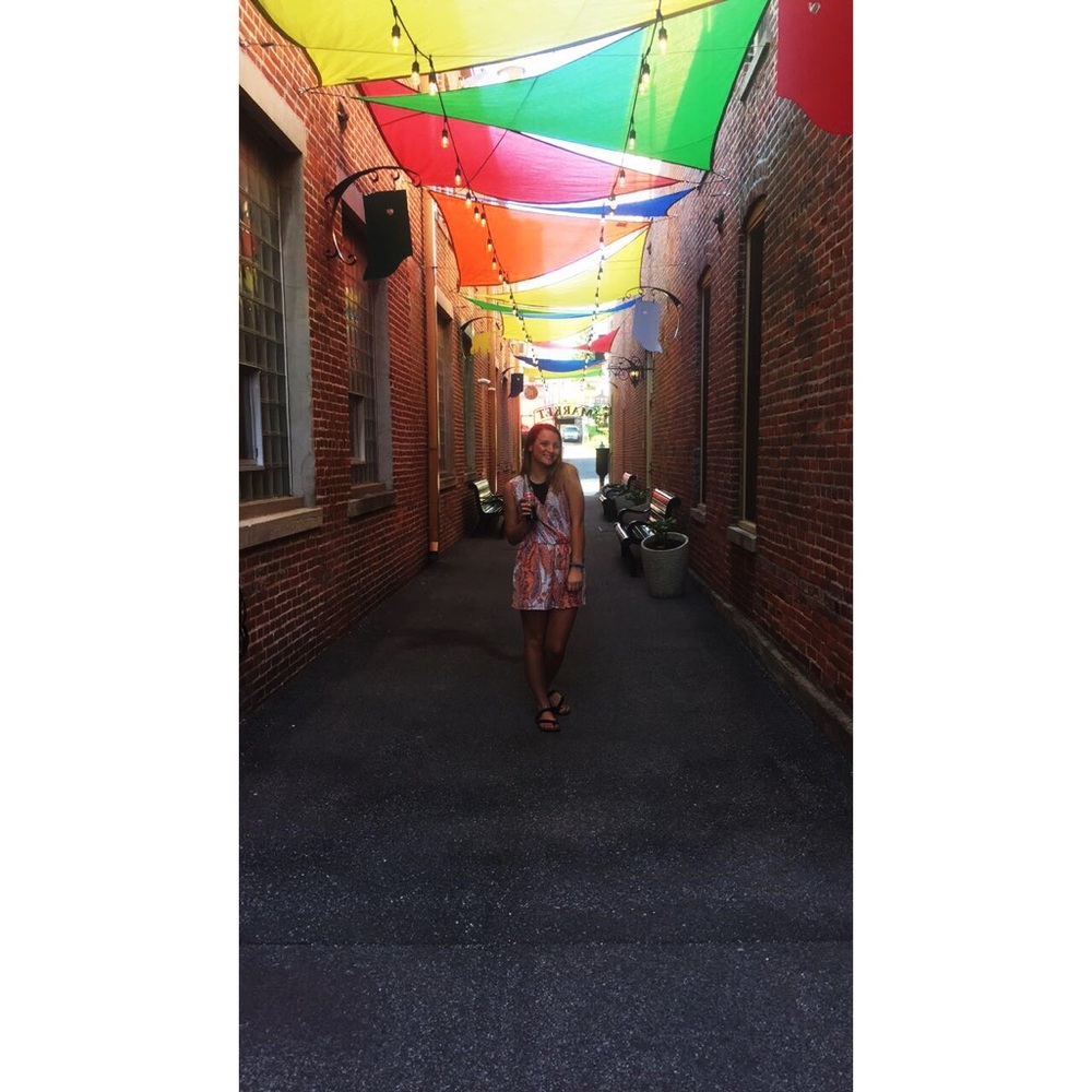 Meet your Posher, Lexi