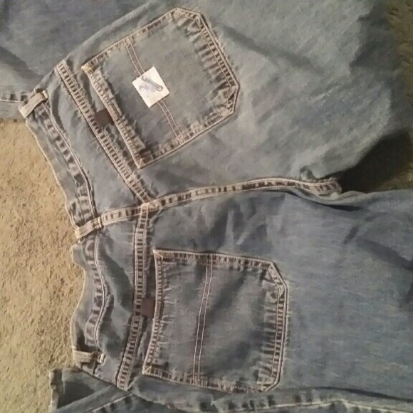 Jeans - Picture 2 of 3