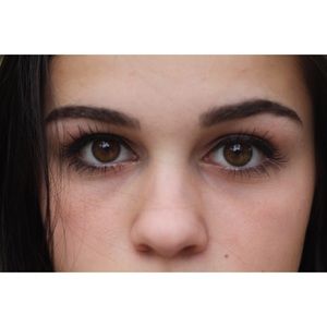 Meet your Posher, Amelia