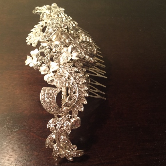 Erica Koesler 2016 bridal headpiece (comb)