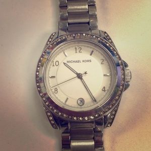 MICHAEL KORS
MINI BLAIR SILVER-TONE WATCH