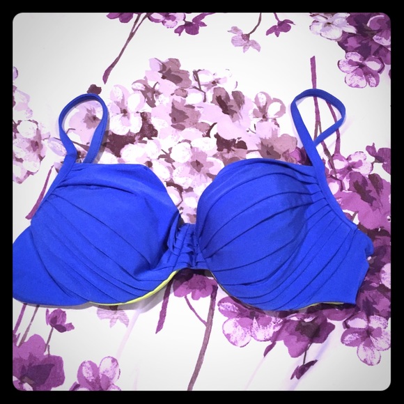 Bathing suit top