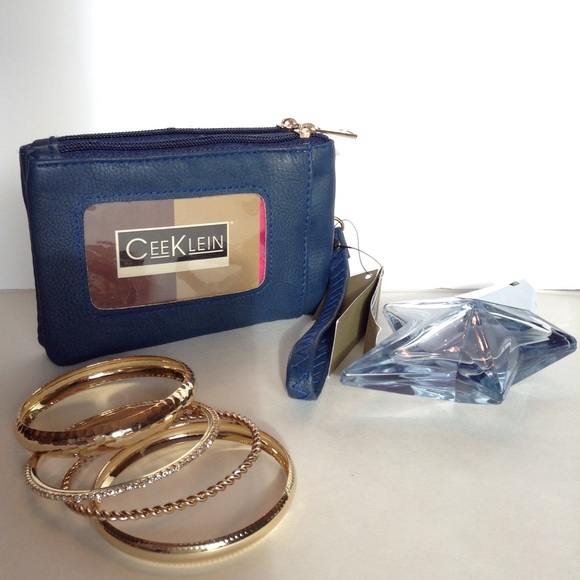 NAVY BLUE DOUBLE WRISTLET - Picture 2 of 3