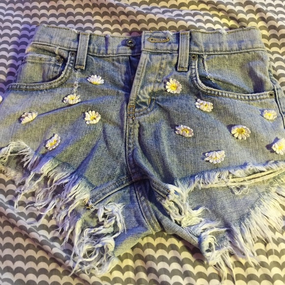 LF carmar shorts - Picture 1 of 3