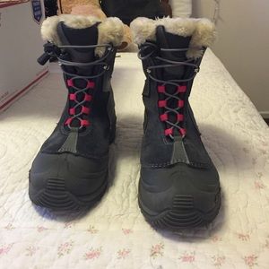 Columbia omni heat snow boots!