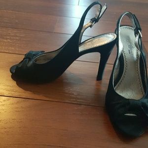 Slingback peeptoe heels satin black