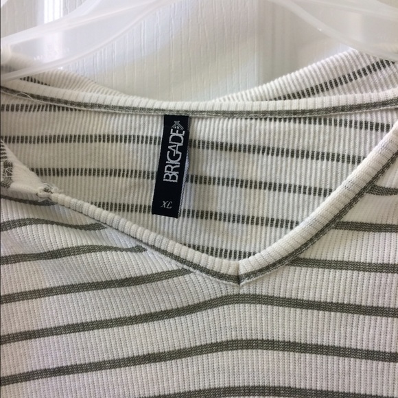 xl men's long Sleeve with hood - Picture 2 of 3