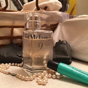 Natural spray Perfume by Trish McEvoy