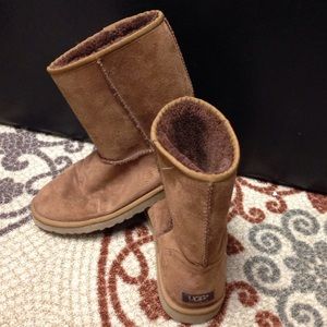 Size 11' Ugg Boots. Worn once