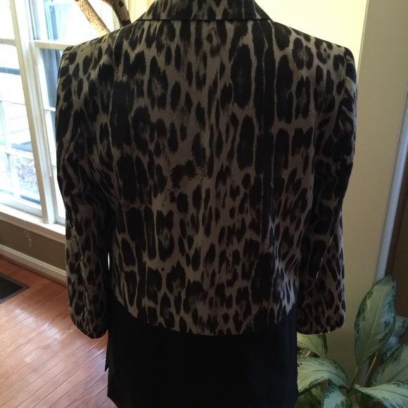 Sexy animal print inspired top by Charles Henry.. - Picture 2 of 4