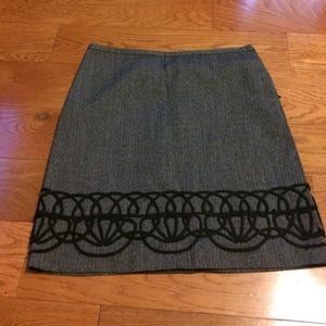 Gray skirt with black detail
