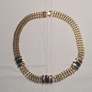 -- Black & Gold -- Vintage Necklace --
